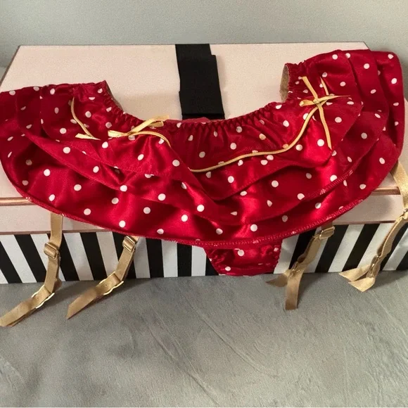 Elusive Red & White Polka Dot Lingerie Set Victoria's Secret Sexy Little Things - Picture 6 of 15